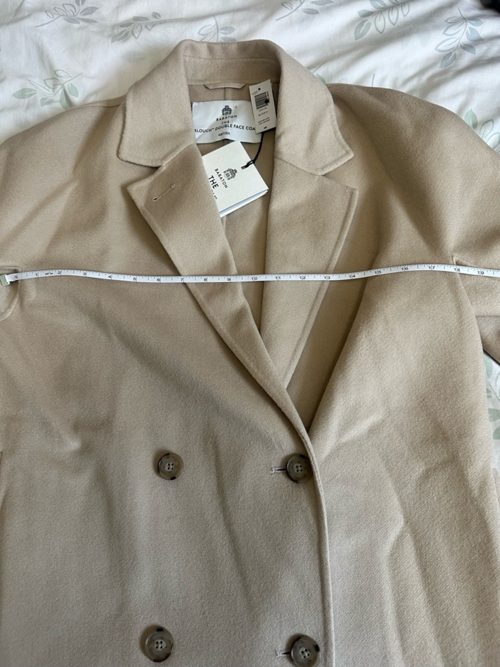 NWT - Aritzia The Slouch™ Double-Faced Coat - Luxe (Re)Wool Marcona Beige Small - Picture 11 of 12